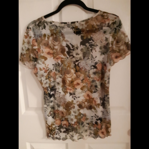 Antistar sheer floral top - Picture 2 of 4